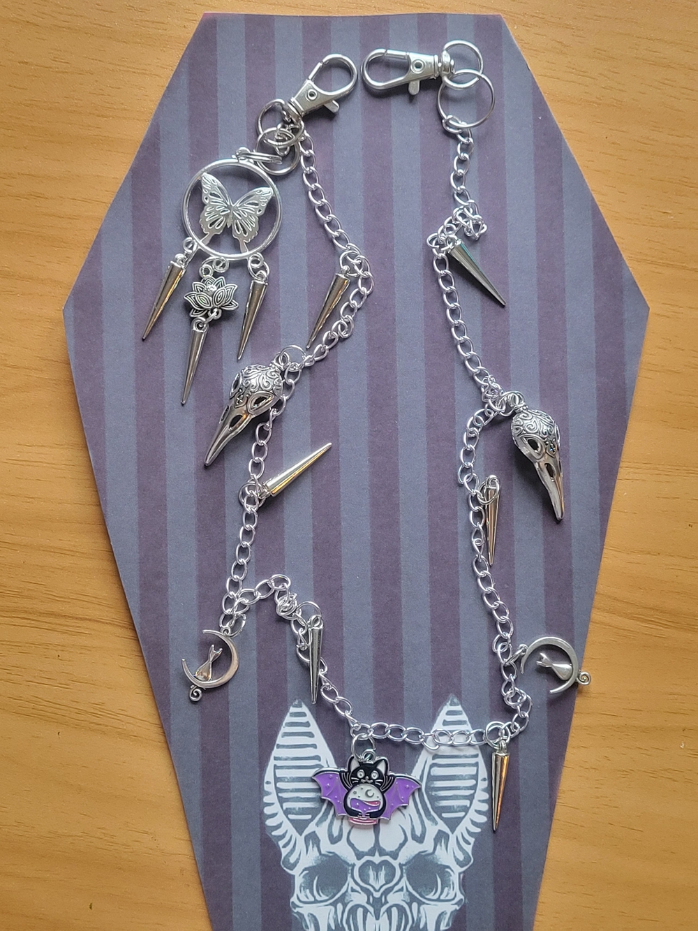 💀NEW💀 Raven Skull Buterfly Floral Bat  Wallet , Purse Chain